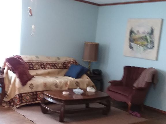 2nd image of 10262 Middle Ave