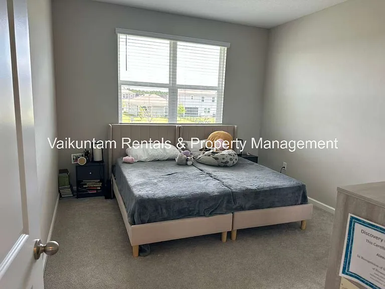 754 Cherry Elm Dr — Photo 16