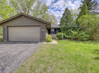 N1754 Parkview Cir, Palmyra, WI 53156
