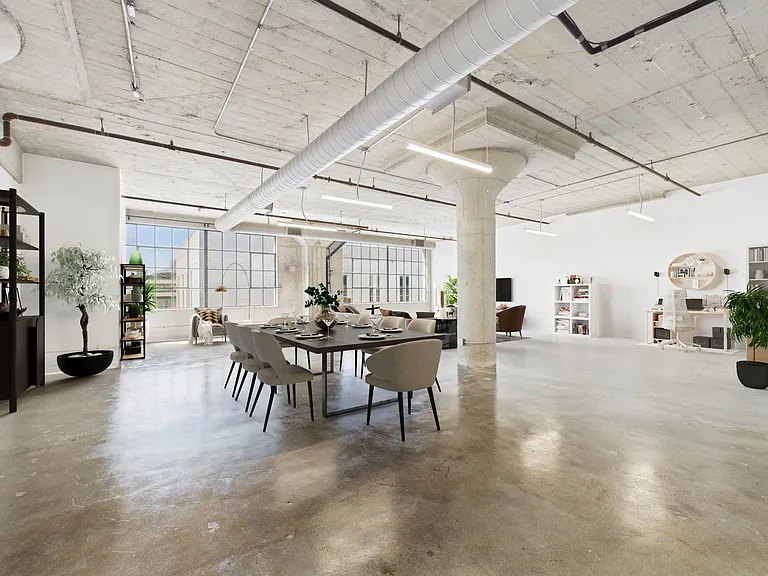 RiverFront live - Work Lofts — Photo 6