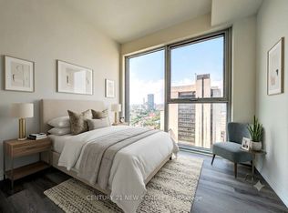 280 Dundas St W #1602, Toronto, ON M5A3W1