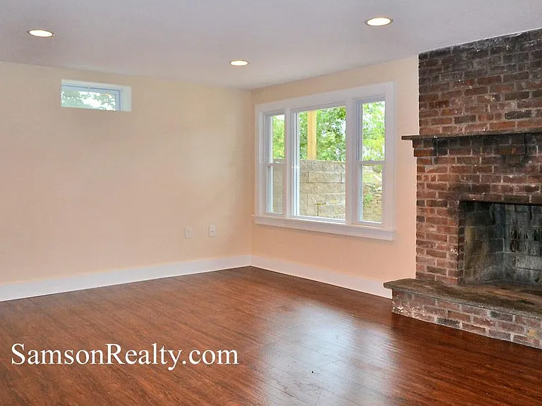 495 Oaklawn Ave — Photo 13