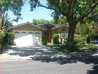 1st image of 2627 Donovan Ave
