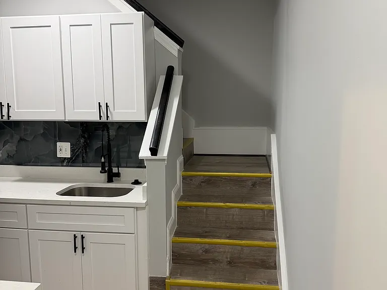 615 N Rosedale St — Photo 10
