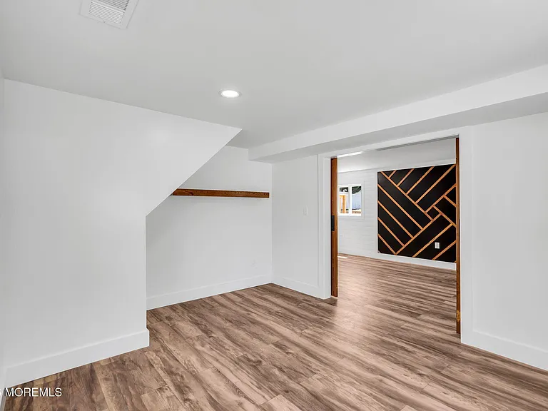24 Woodlark Rd — Photo 14