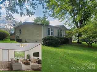 818 Jackson Rd, Fletcher, NC 28732