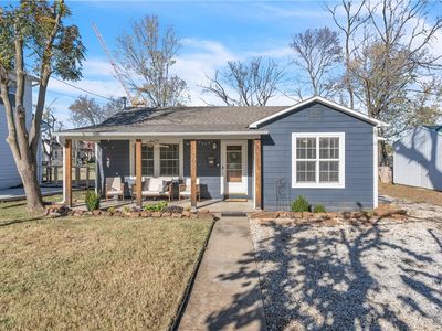 303 Henry St, Bentonville, AR, 72712