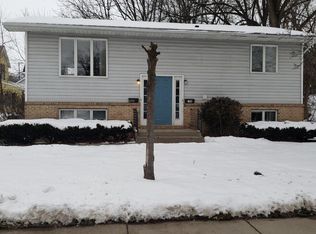 704 E Lincoln Ave #706, Ionia, MI 48846