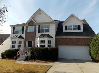 5482 Skylar Creek Ln, Buford, GA 30518