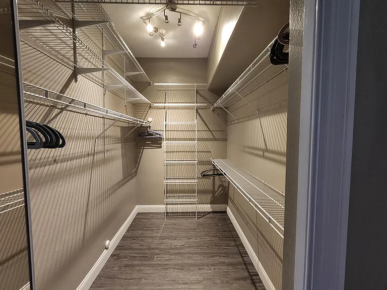 1330 Whitney Isles Dr — Photo 11