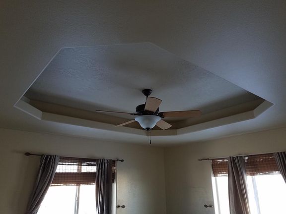 Tray ceiling in master bedroom