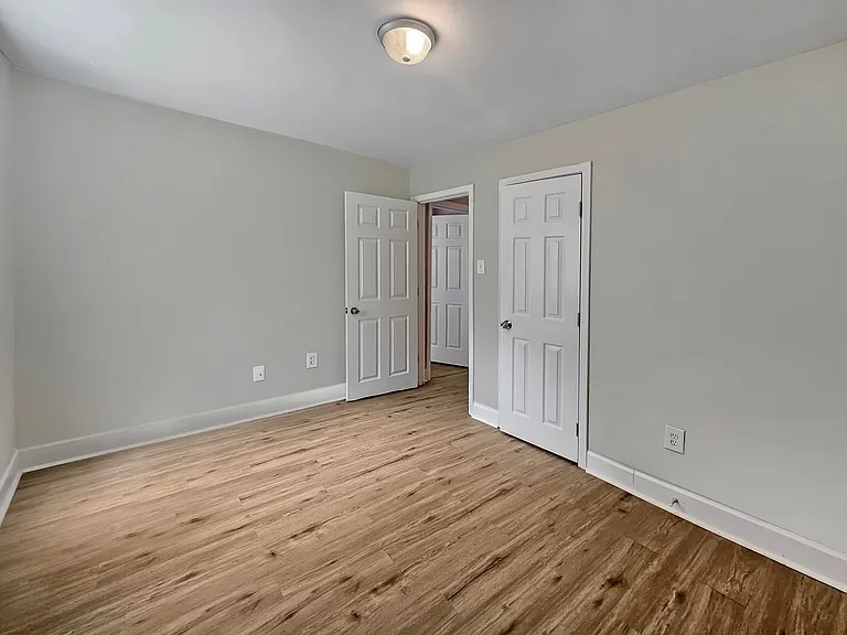382 Cologne Dr SE — Photo 21