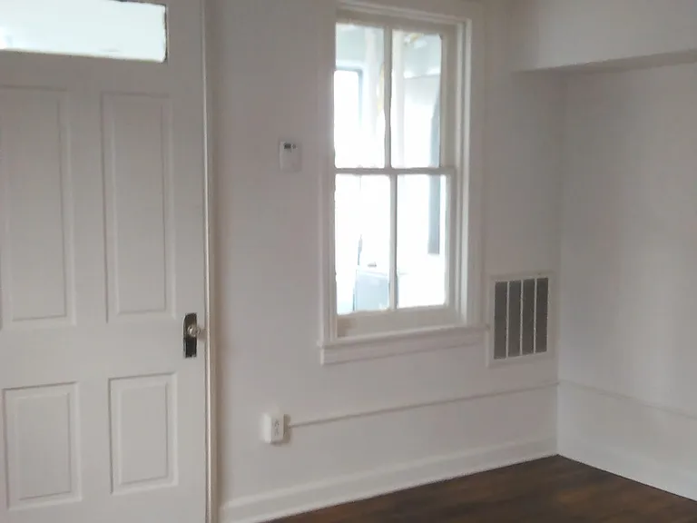 56 S Beaver St #4 — Photo 4