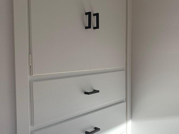 5th image of 1006 E Yale Ave #1006