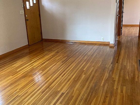5th image of 3010 W McCalister Dr