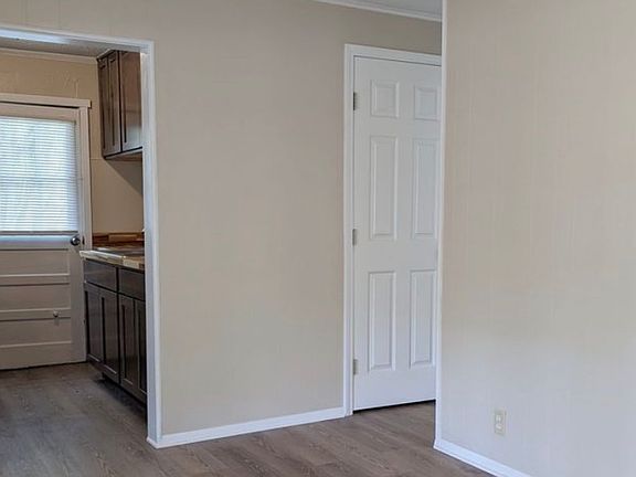 5th image of 60 Yacht Club Dr NE APT 13
