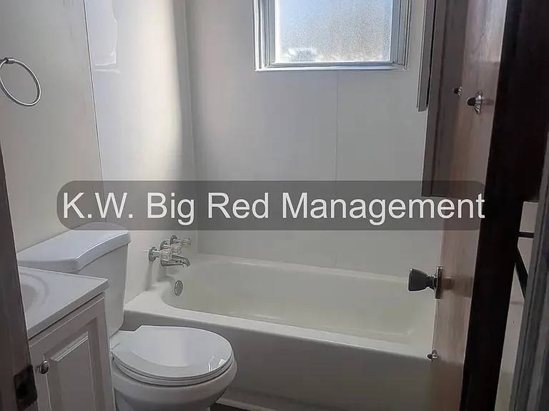 516 Sherley St — Photo 7