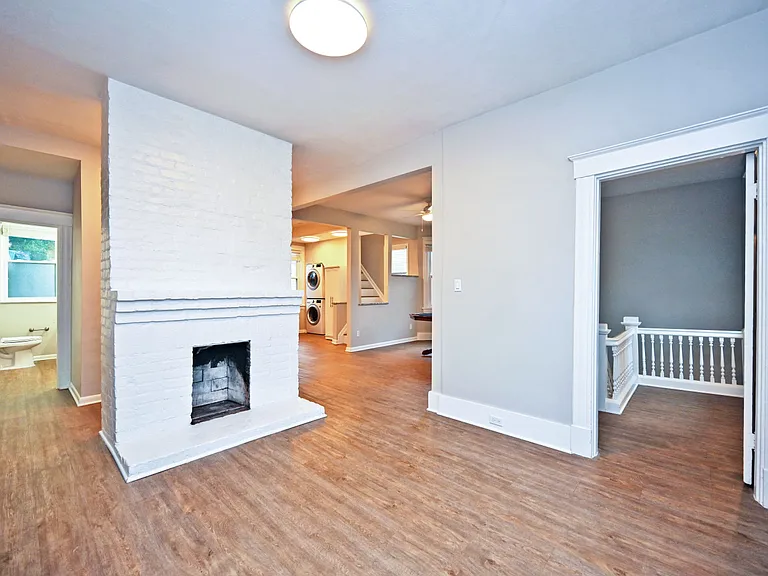 2709 Griffiths Ave — Photo 38