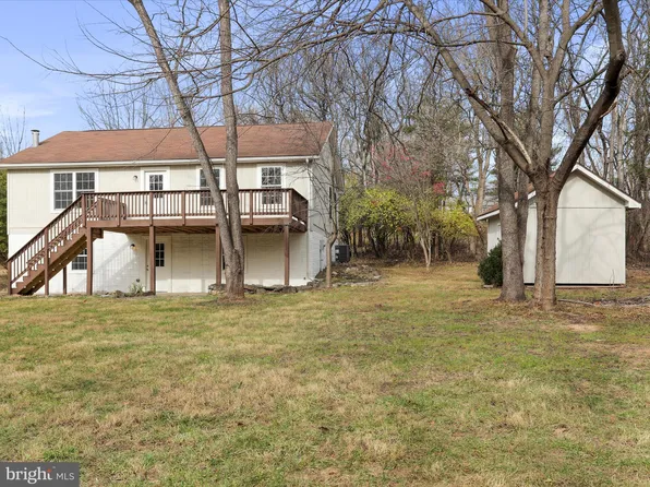 493 Harlow Rd, Harpers Ferry, WV 25425