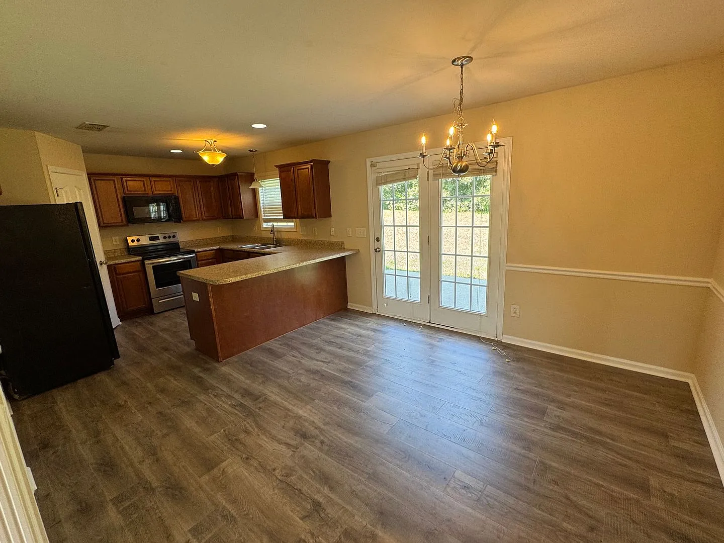 Nice 3 bedroom house w/garage in Priest Lake area — Photo 4