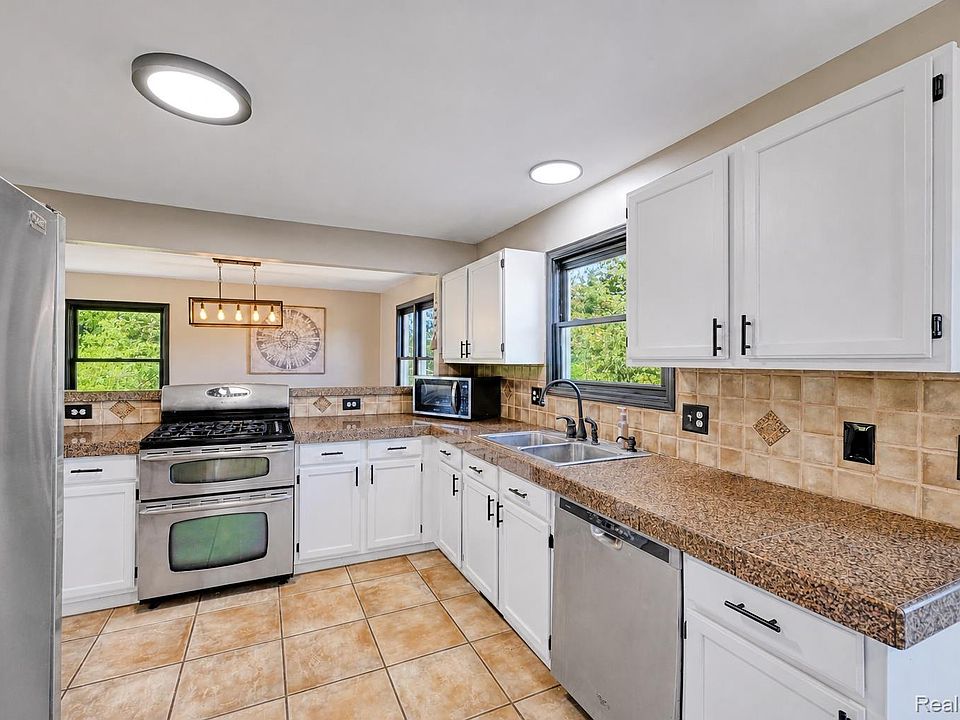 3226 Muirfield Cir, photo 16