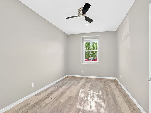 4th image of 9567 Belfast Cove St