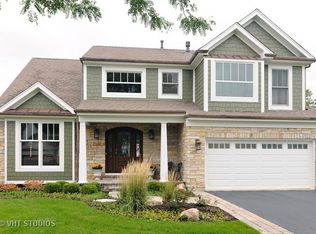 1097 Victoria Dr, Fox River Grove, IL