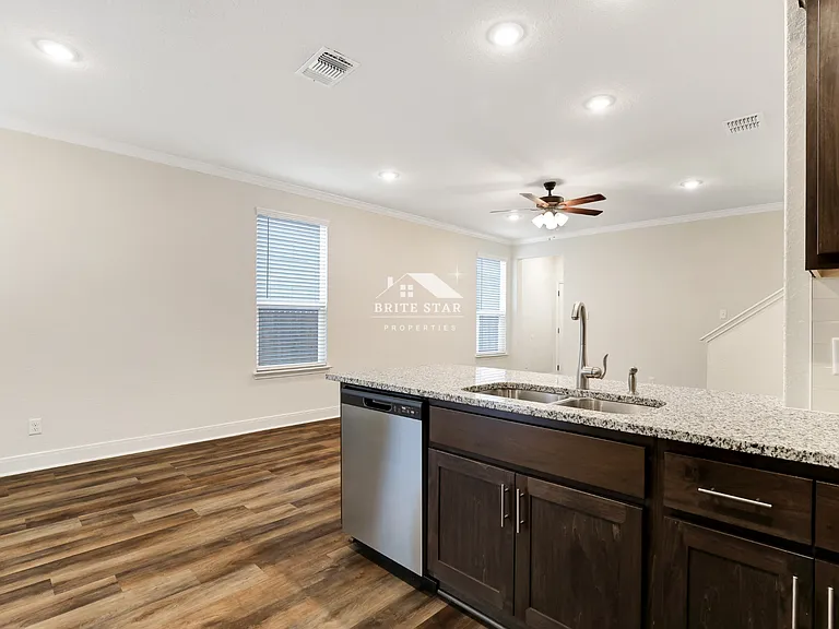 10311 Candlewood Way #101 — Photo 8