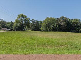 2 Standpipe Rd E, Marshall, TX 75670