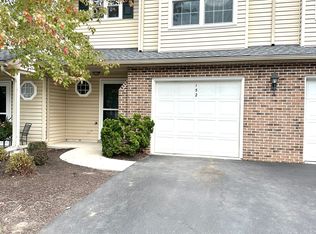 152 Sparrow Rd, Hummelstown, PA 17036