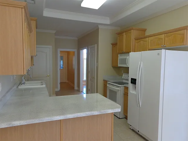 4528 Brighton Cir — Photo 2