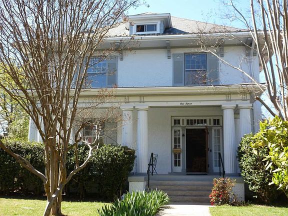 2nd image of 115 Huron Ave