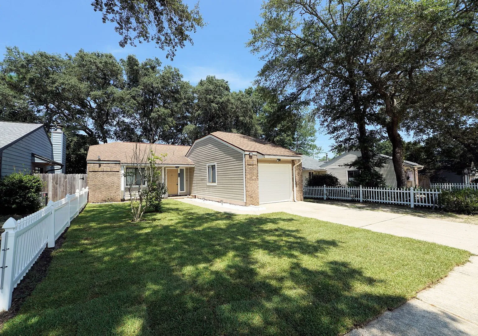 Great Niceville Location near Schools and NWFSC — Photo 1