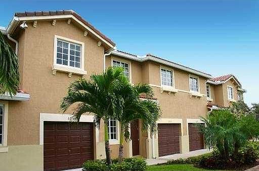 2nd image of 21107 NW 14th Pl APT 539