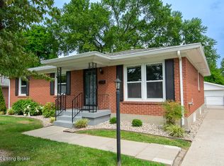 2933 White Plains Rd, Louisville, KY 40218