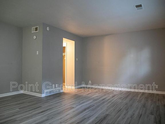 3rd image of 116-128 N 37th St #128-18