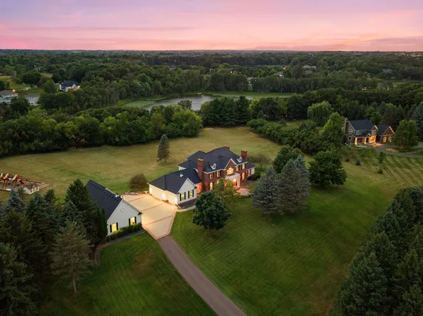 4650 Neal Ave N, Stillwater, MN 55082