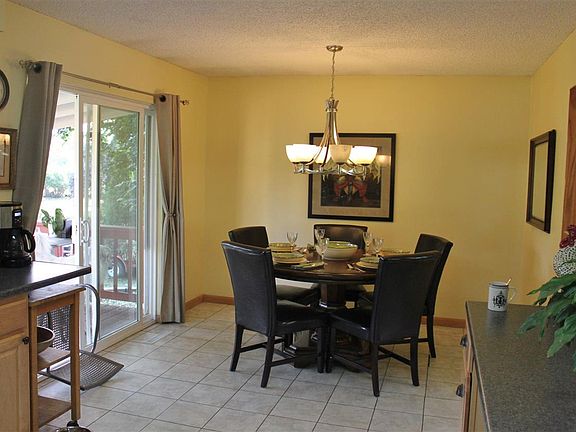 5th image of 2740 Mulberry Ln
