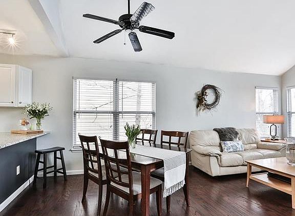 5th image of 1533 Strawberry Glen Ct
