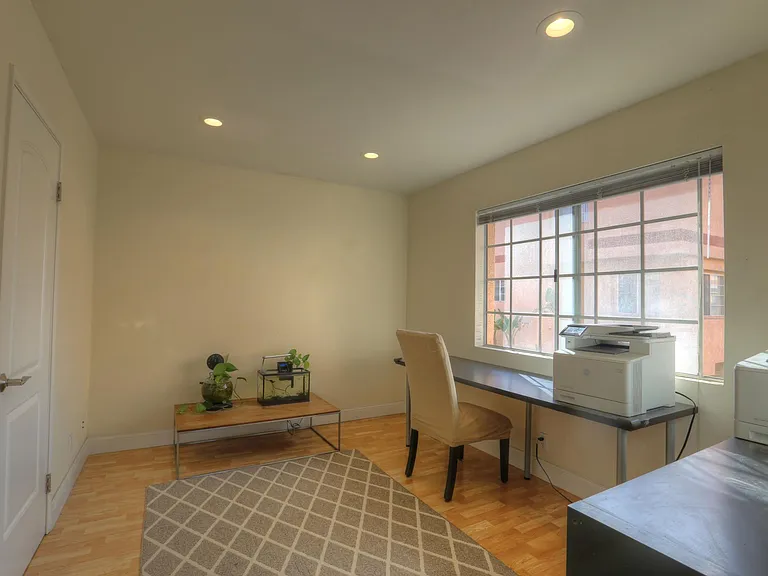 3101 Plaza Del Amo #63 — Photo 11