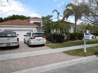 521 Slippery Rock Rd, Fort Lauderdale, FL 33327