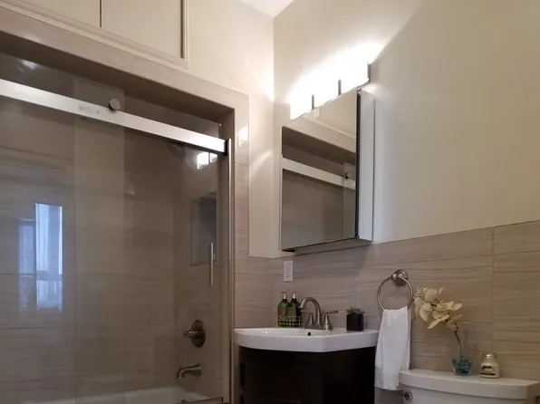 40-02 Broadway image 6 of 6