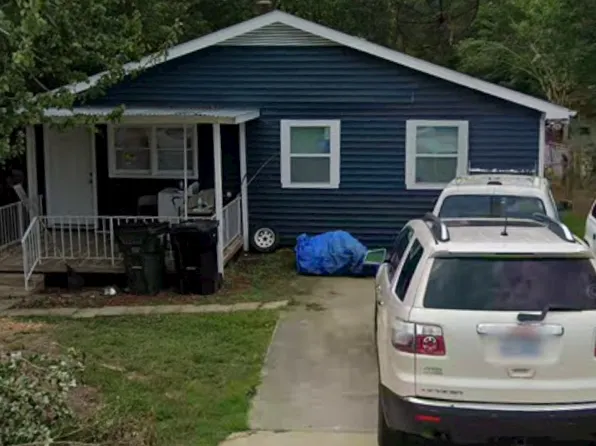 1204 Westmoreland Dr, Burlington, NC 27217