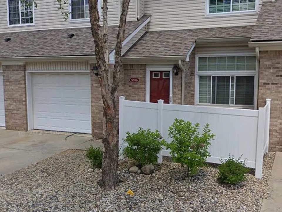 5916 Marina View Dr