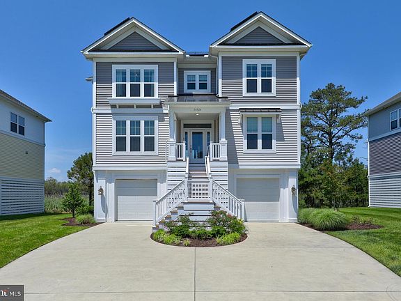 2nd image of 38924 Silver Sands Dr N