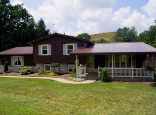 5073 Alamo Rd SE, Carrollton, OH 44615