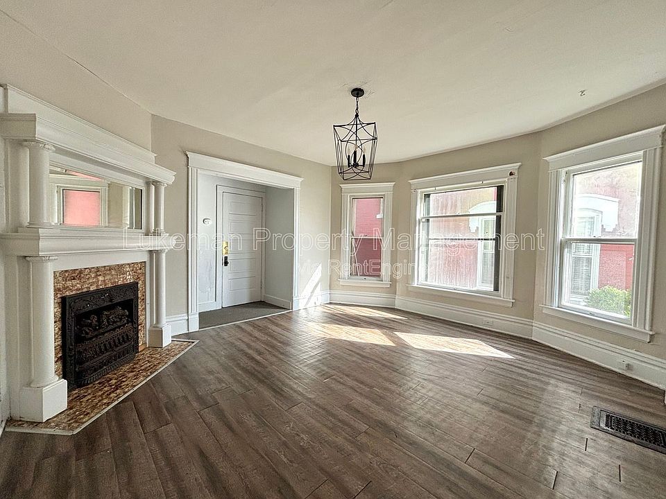 1st image of 610-612 W Kalamazoo Ave #1