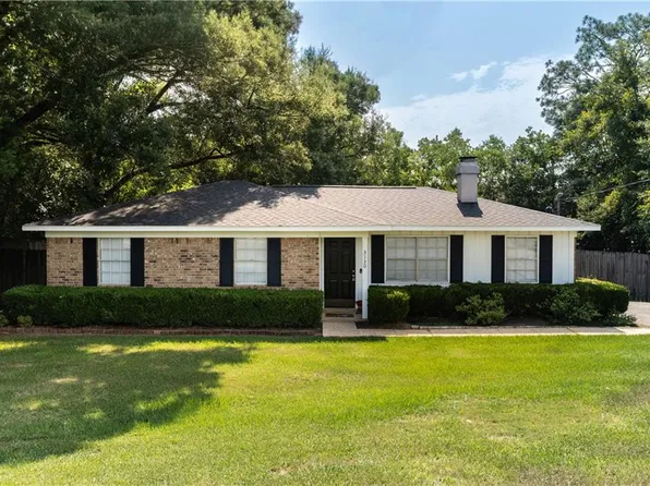 3130 Schillinger Rd N, Semmes, AL 36575