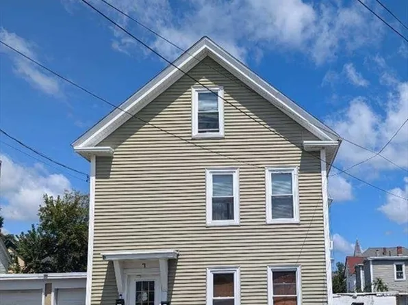 7 Grove St, Haverhill, MA 01832