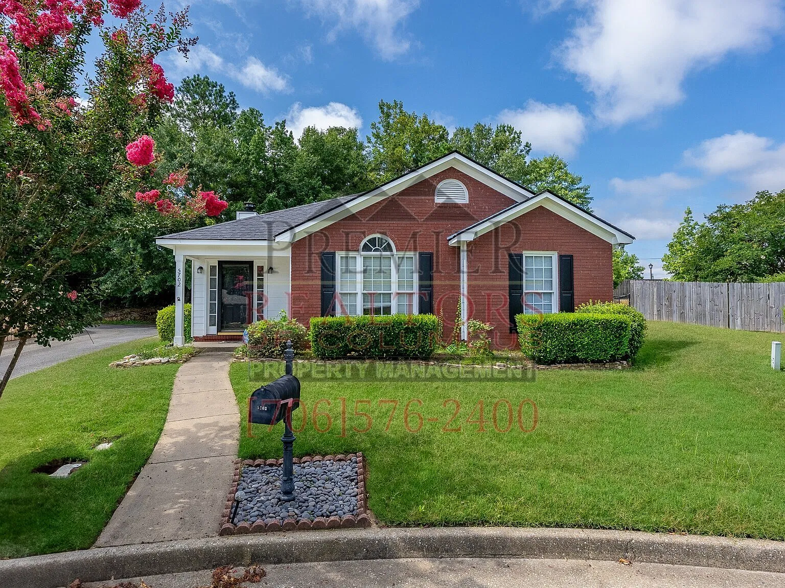 3 bed, 1622 sqft, $1,800 — Photo 2